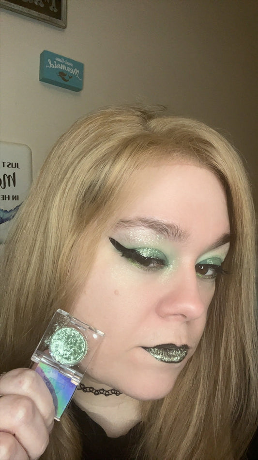 Diamond Single Eyeshadow Shimmer Charlene - VP Boutique Cosmetics