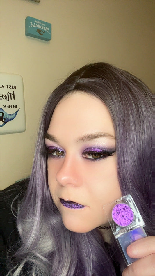Diamond Single Eyeshadow Shimmer Aubergine - VP Boutique Cosmetics
