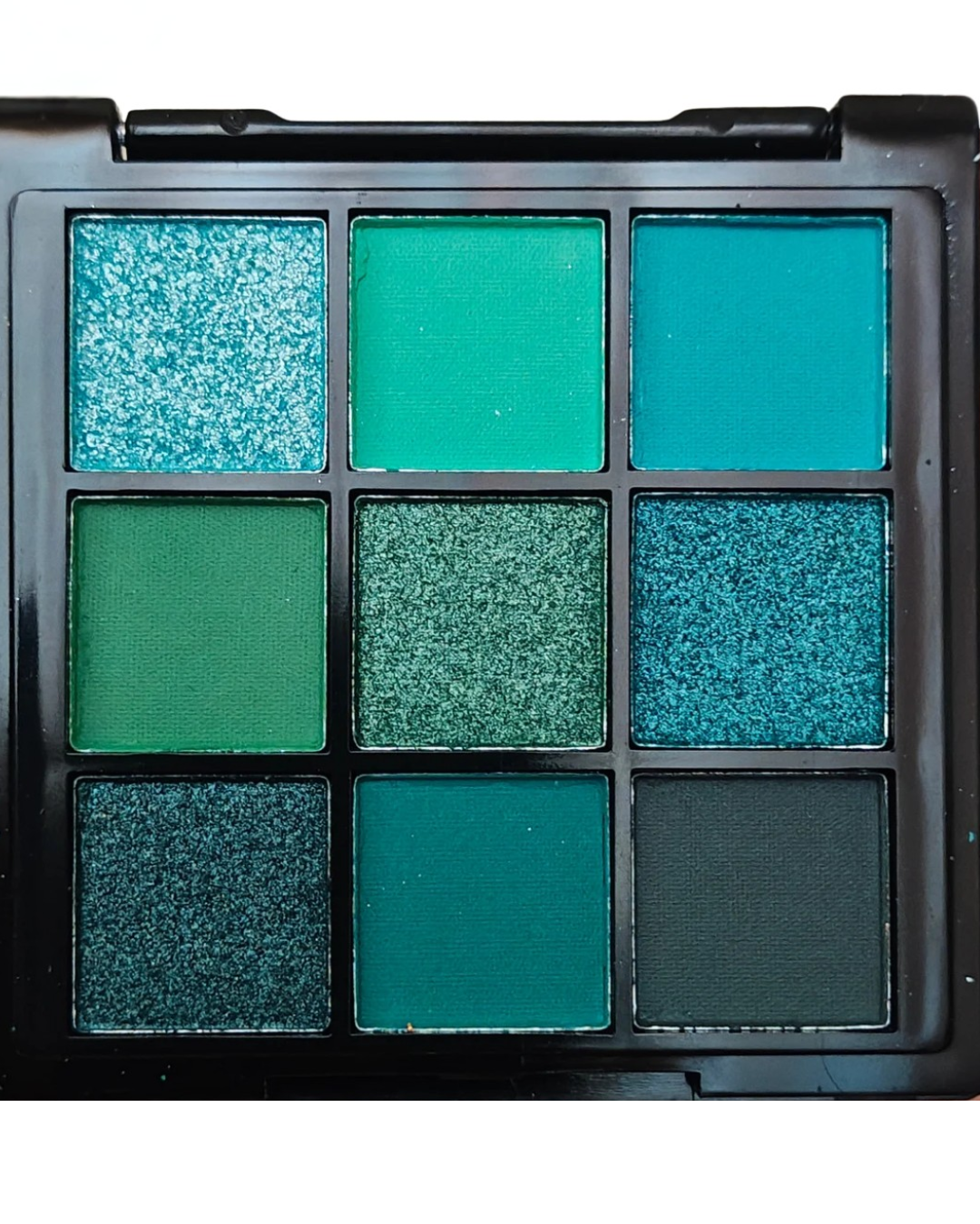 The Rebellious Girl Mini Palette - VP Boutique Cosmetics